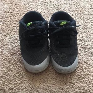 Toddler Nike sneakers